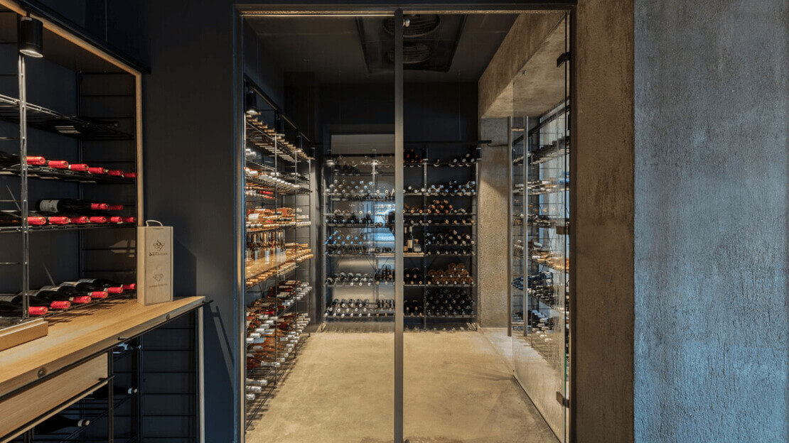 Minos Beach Art Hotel